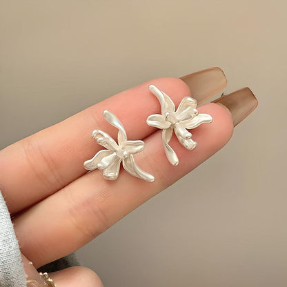 Flower Stud Earrings - Silver